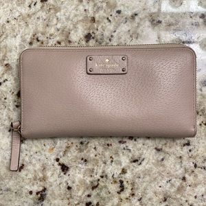 Kate Spade cream wallet